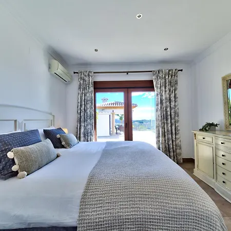 Villa Vistamar - Sea Views In Moraira