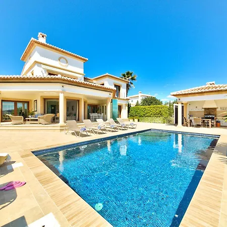 Vistamar - Sea Views In Moraira
